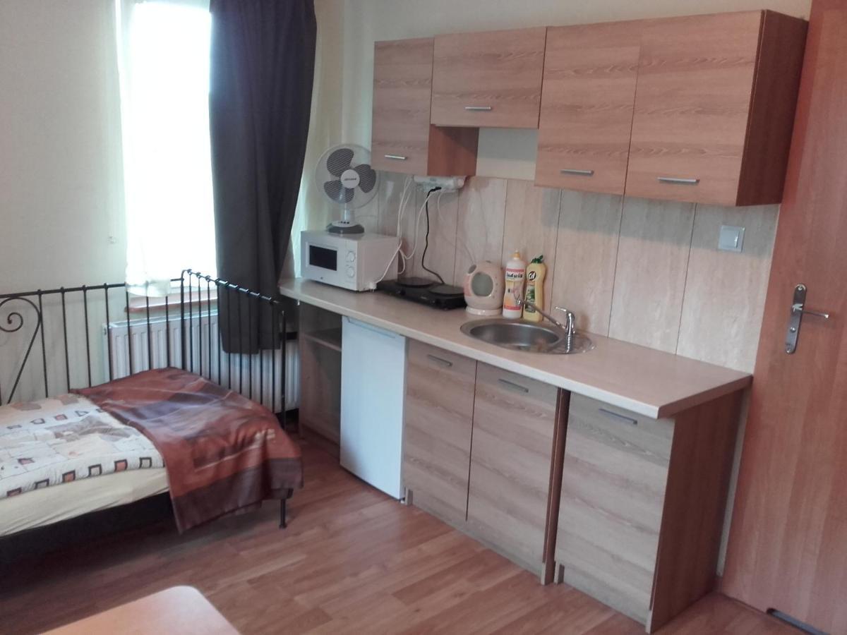 Willa Za Debami Aparthotel Głogów Kültér fotó